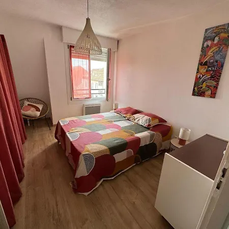 Apartment - - Proche Gare Et Marche De Noel - Parking - Confort - Moderne *