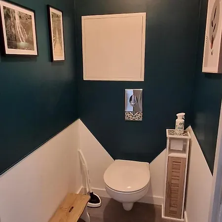 - - Proche Gare Et Marche De Noel - Parking - Confort - Moderne Apartment